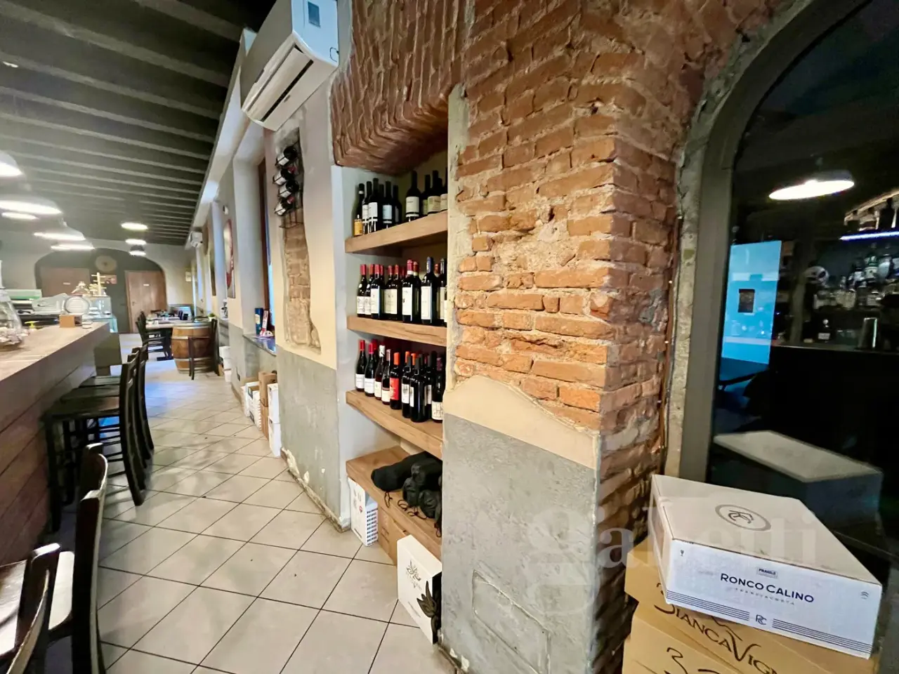 Esercizio commerciale in Via Mazzini 20, Gallarate, {3} - Foto 2