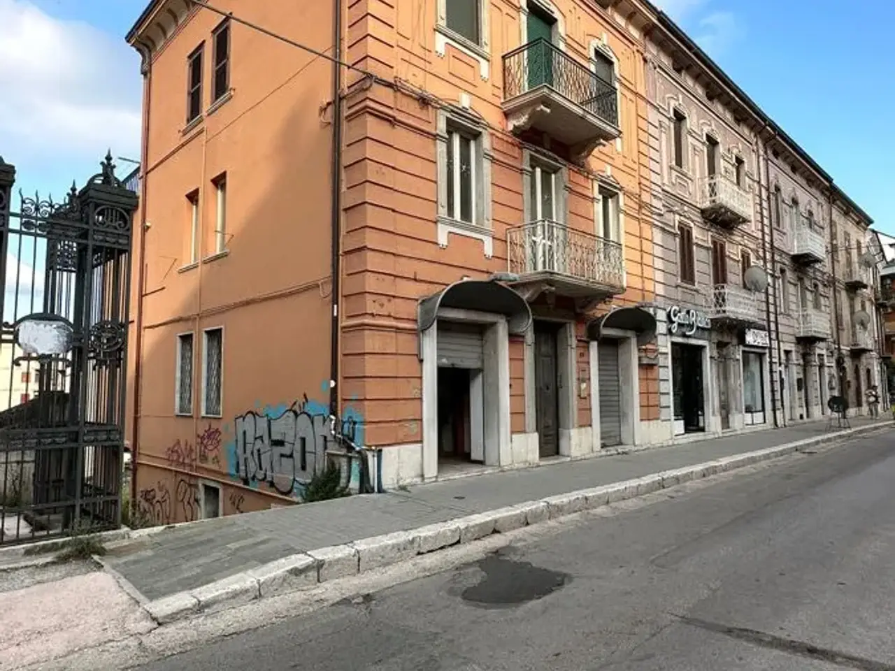 Negozio in Via Garibaldi, Campobasso, {3} - Foto 1