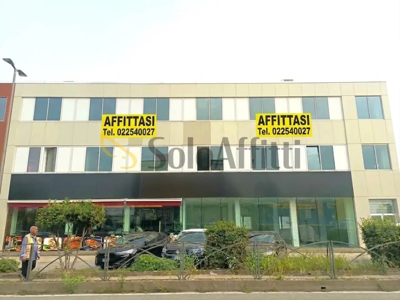 Capannone in Viale Lombardia 2, Brugherio, {3} - Foto 1