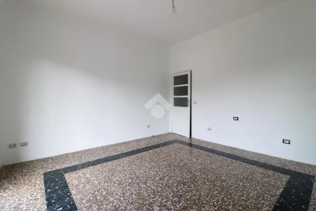 4-room flat in Via V Montini, Lumezzane - Photo 1