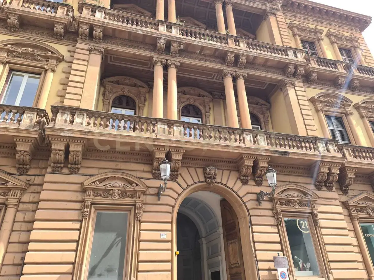 Palazzina commerciale in , Catania, {3} - Foto 1