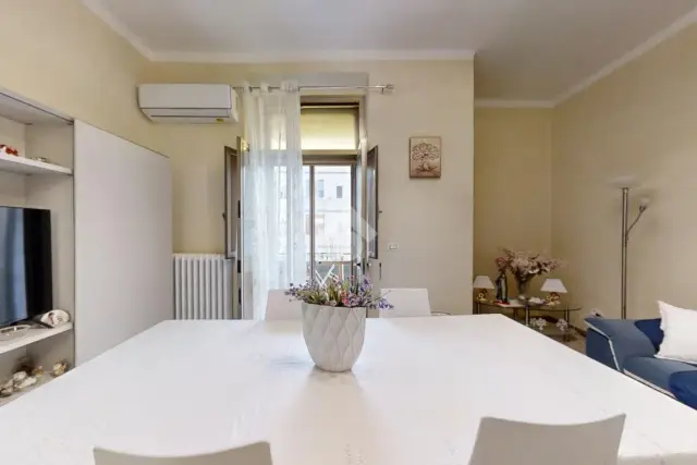 4-room flat in Via Toscana 16, Brindisi - Photo 1