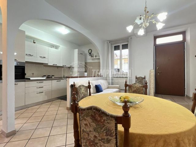 2-room flat in {3}, Piazza IV Novembre - Photo 1