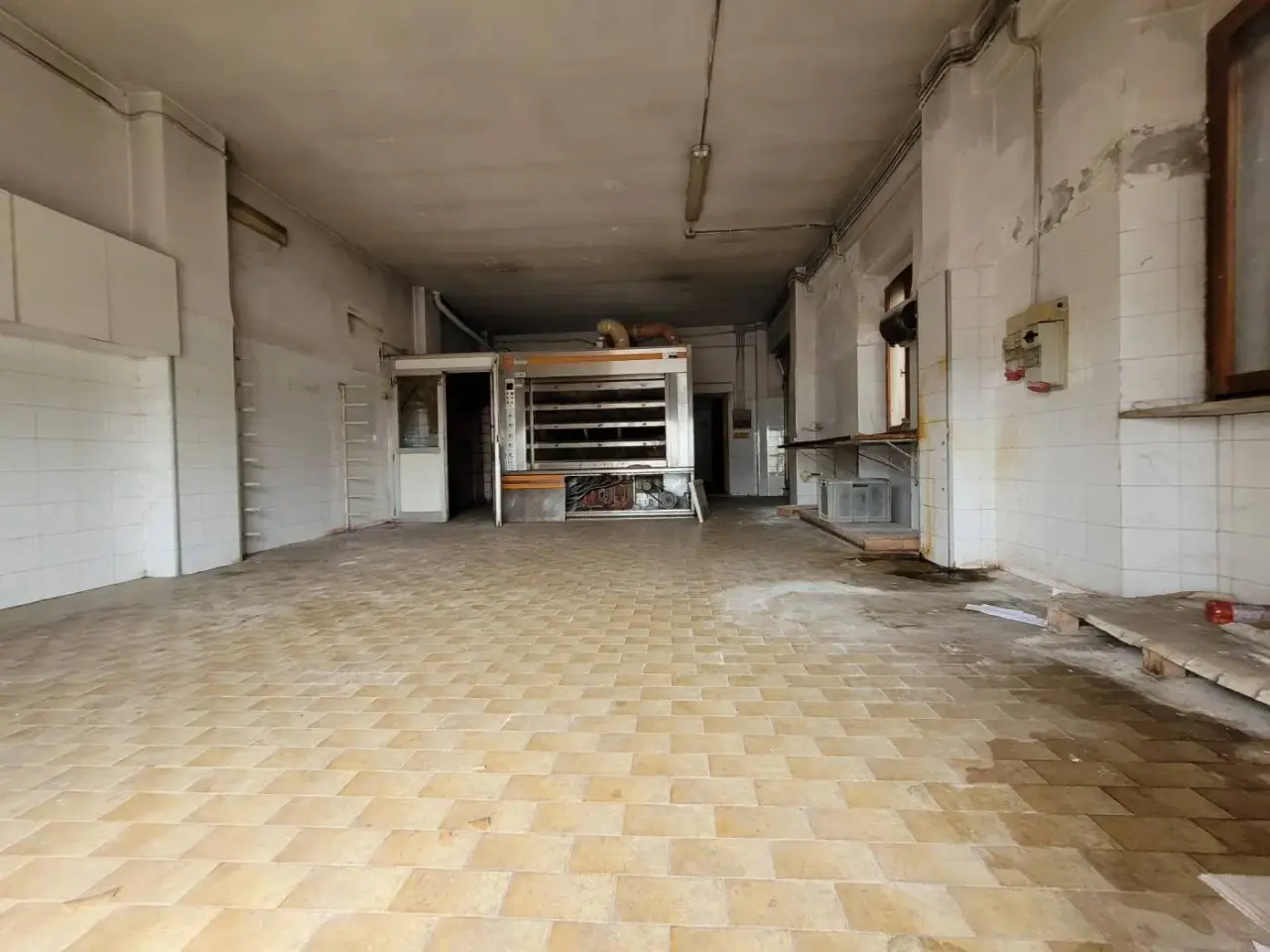 Magazzino in , Ancona, {3} - Foto 2