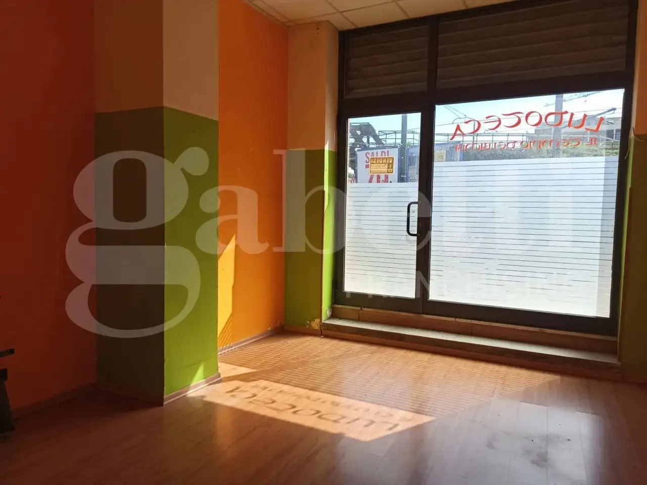 Negozio in Via La Farina 234, Messina, {3} - Foto 2