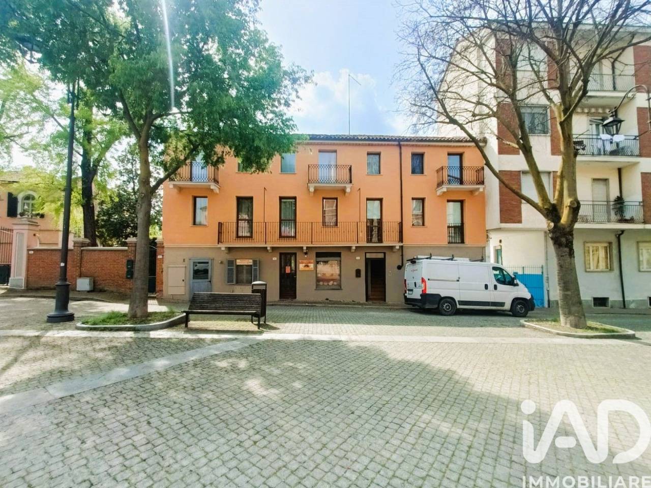 immagine annuncio 1 di 15