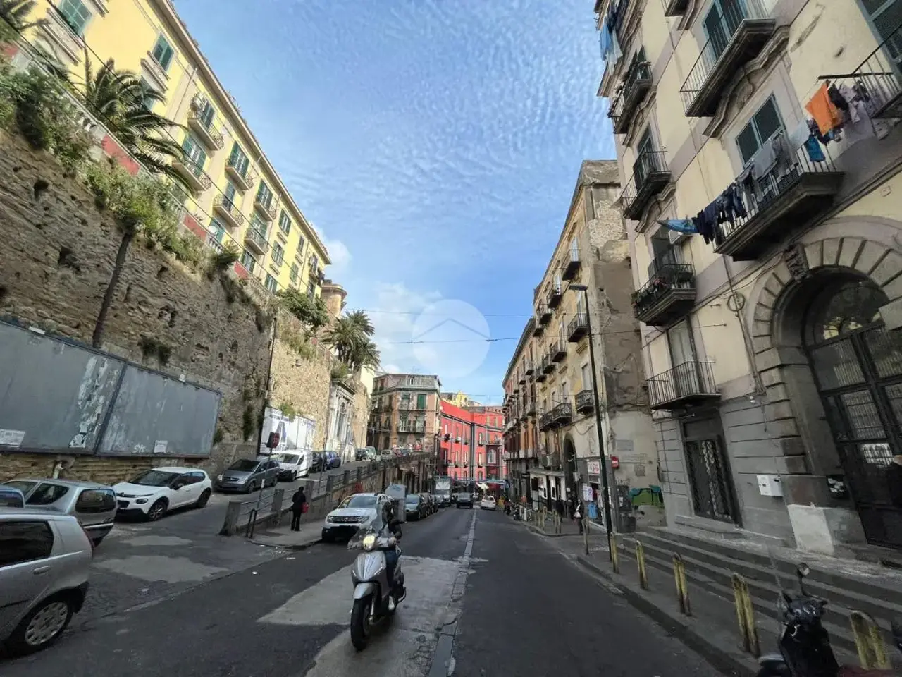 Negozio in Via Salvator Rosa 32, Napoli, {3} - Foto 2