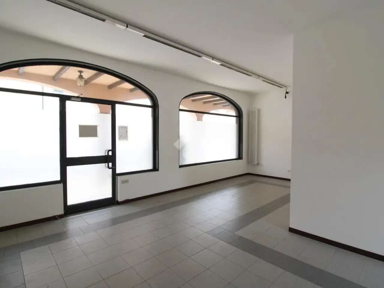 Ufficio in Via Andrea Galetti 7, Treviolo, {3} - Foto 1