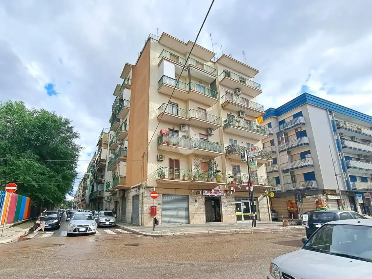 Negozio in Via Canosa, Barletta, {3} - Foto 1