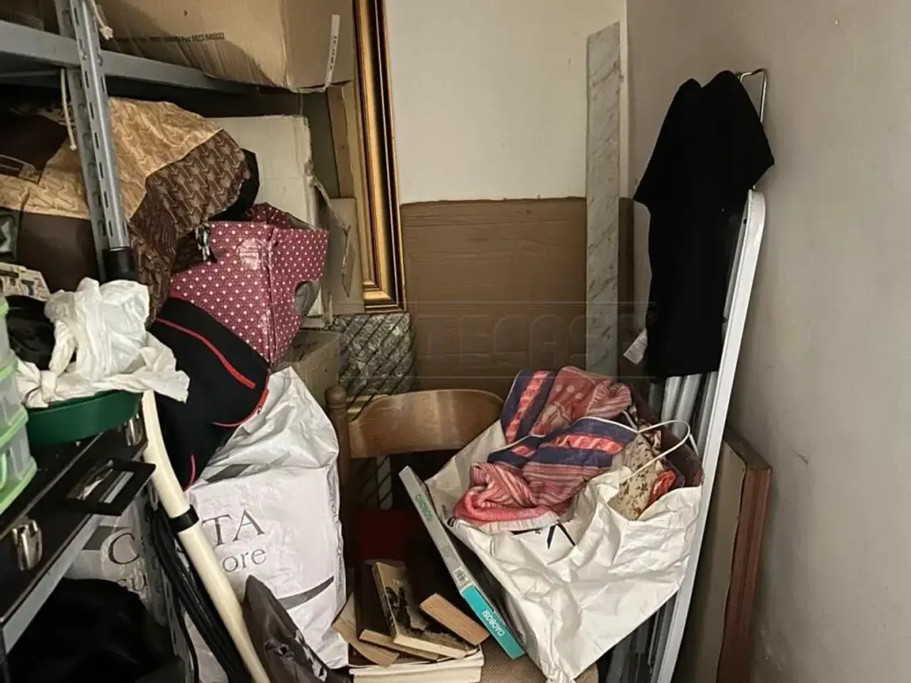 Magazzino in Via Salvatore Averna 7, Caltanissetta, {3} - Foto 2
