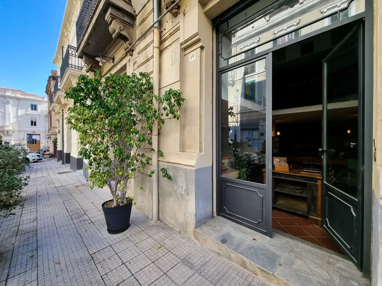Negozio in Via Ghibellina 19, Messina, {3} - Foto 1