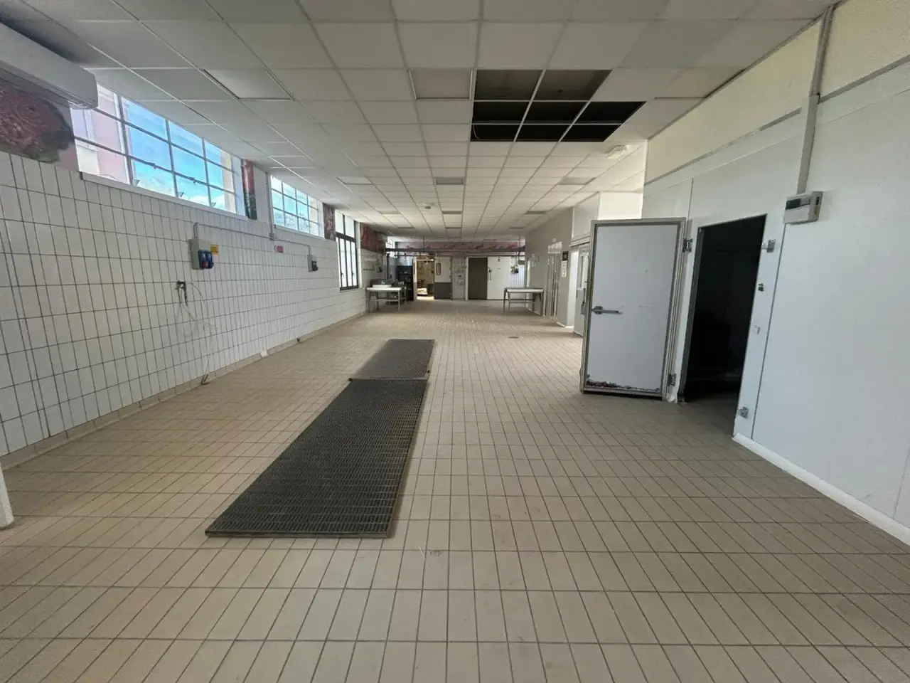Magazzino in Sp357 92, Medesano, {3} - Foto 1