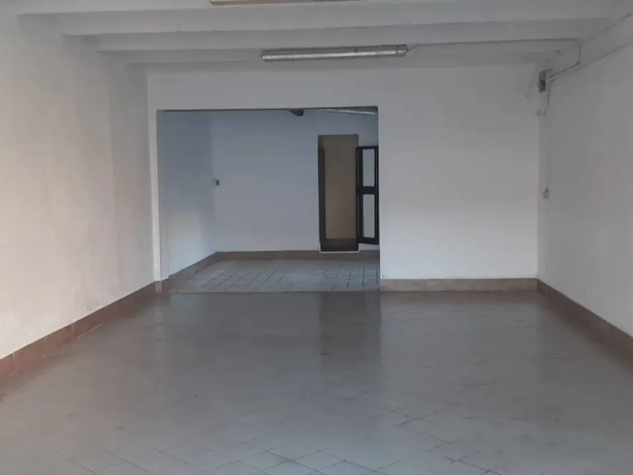 Esercizio commerciale in Via Lombardia 11, Santa Croce Sull'Arno, {3} - Foto 1
