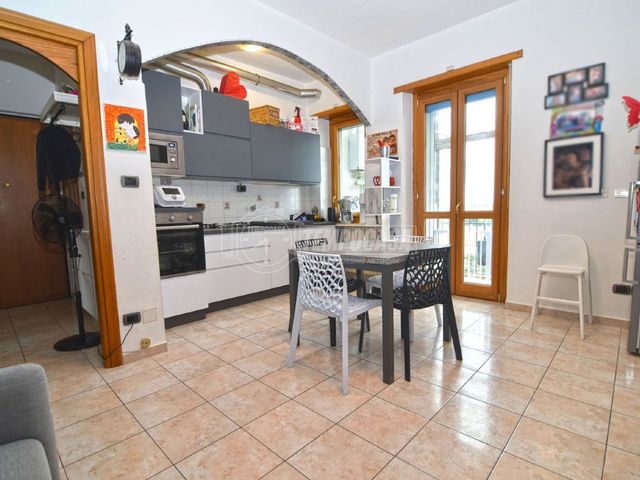 3-room flat in Via IV Novembre 5, Brandizzo - Photo 1