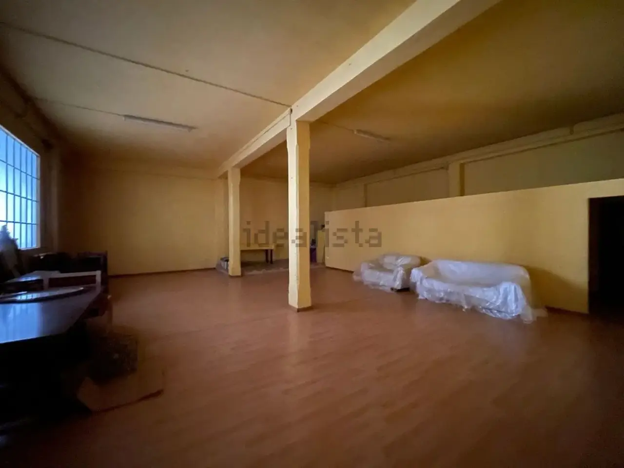 Locale commerciale in , Santo Stefano Belbo, {3} - Foto 1