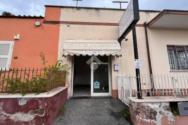 Negozio in Via S. Giacomo 212, Nettuno - Foto 1