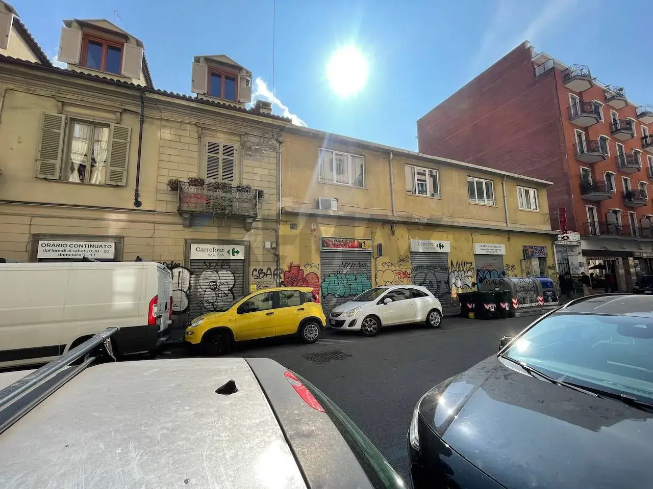 Negozio in Via Giulia di Barolo 32, Torino, {3} - Foto 2