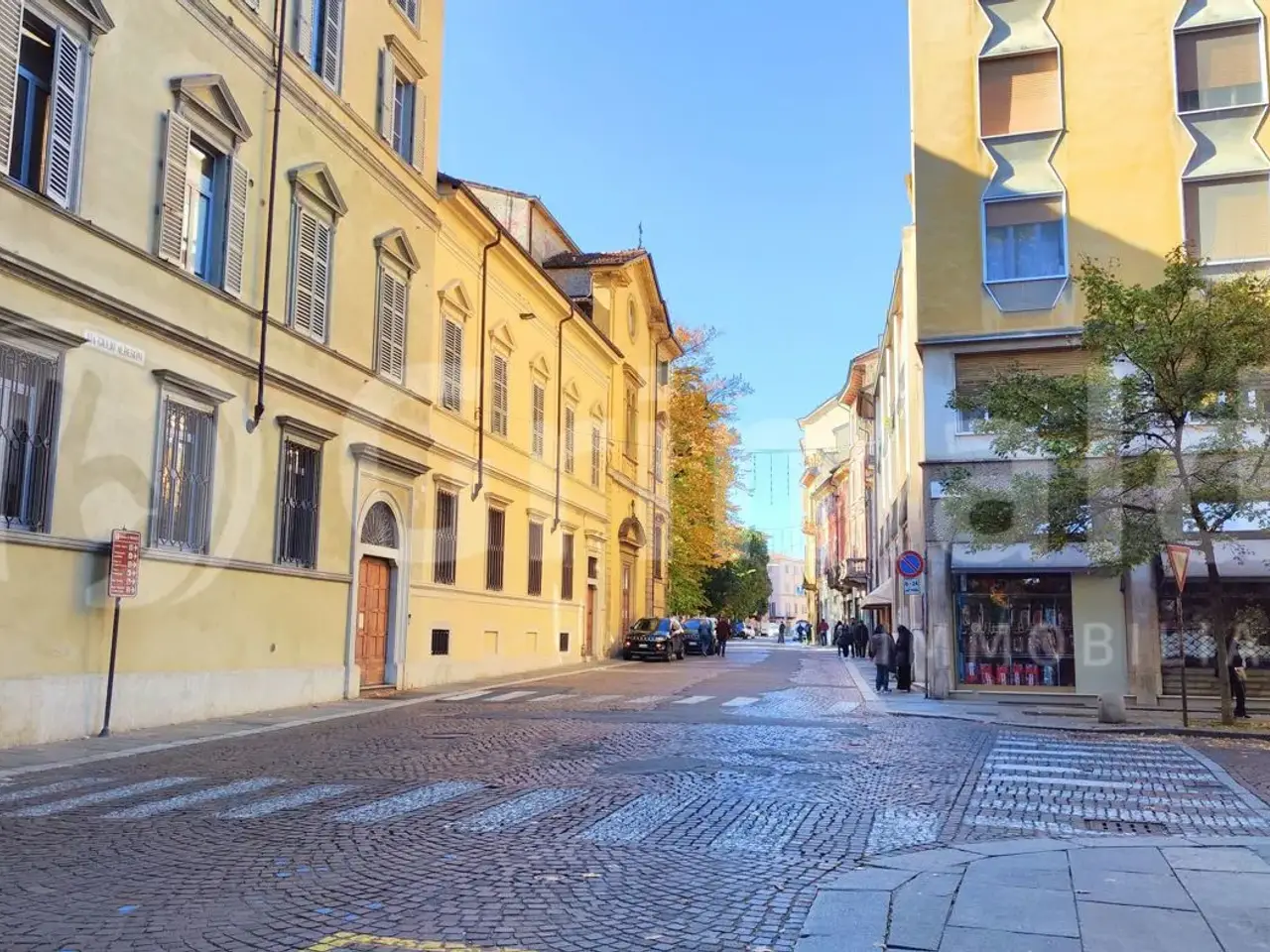 Negozio in Via Alberoni 36, Piacenza, {3} - Foto 1
