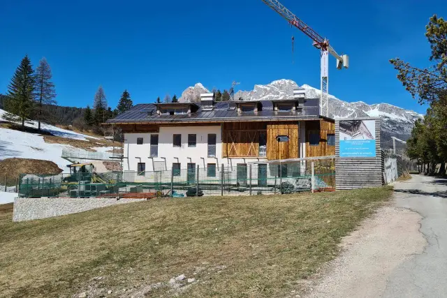 Penthouse in Strada Statale di Alemagna, Cortina d'Ampezzo - Foto 1