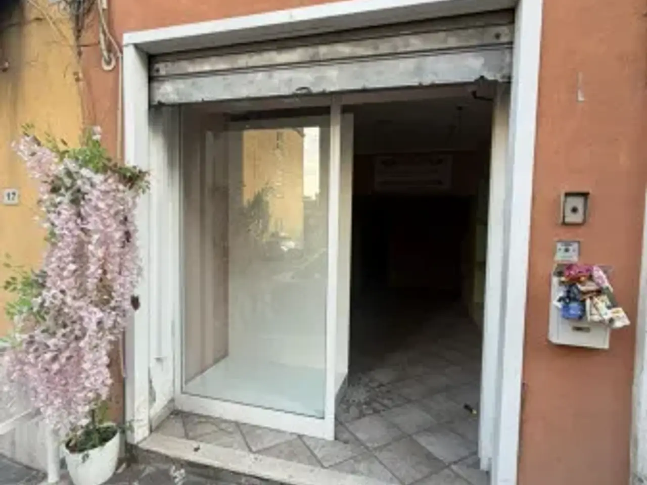 Negozio in , Capena, {3} - Foto 1