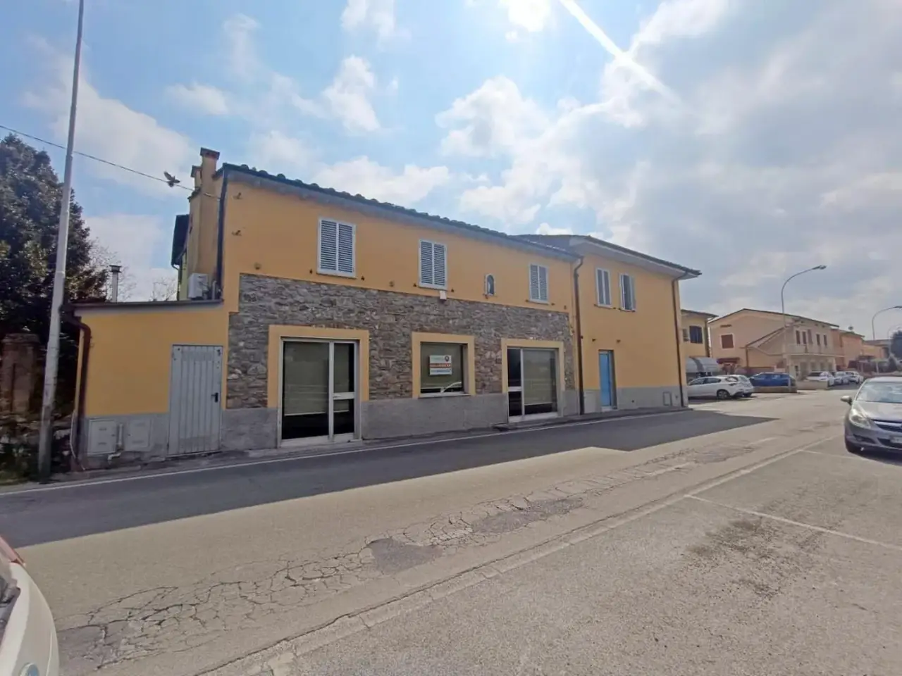 Locale commerciale in 55014 Capannori Lu 55014, Capannori, {3} - Foto 1