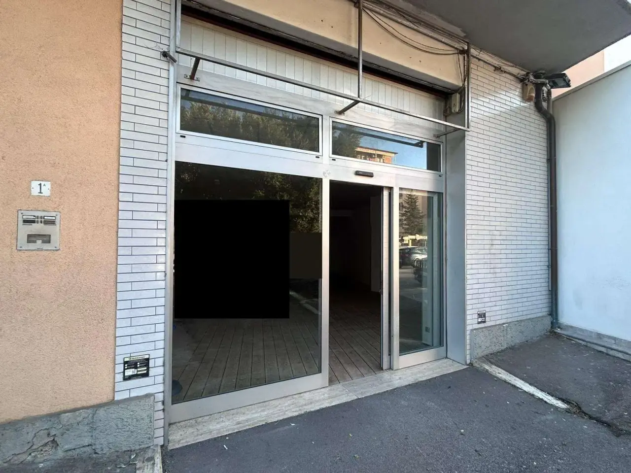 Negozio in Via della Pace  1, Grosseto, {3} - Foto 1