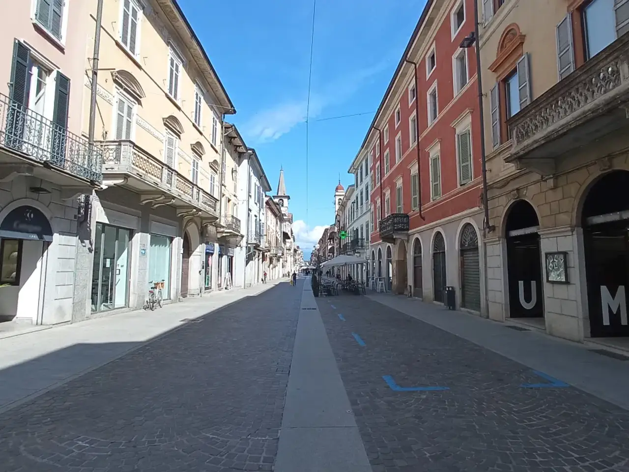 Negozio in Corso Garibaldi, Borgomanero, {3} - Foto 2