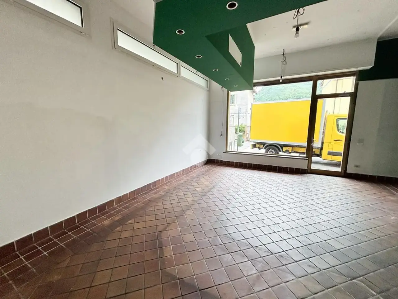 Ufficio in Via Alessandro Manzoni 1, Valmadrera, {3} - Foto 2