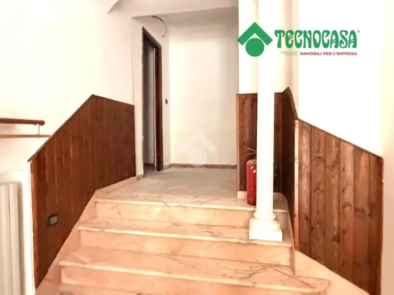 Negozio in Via Francesco Tedesco 14, Avellino, {3} - Foto 2