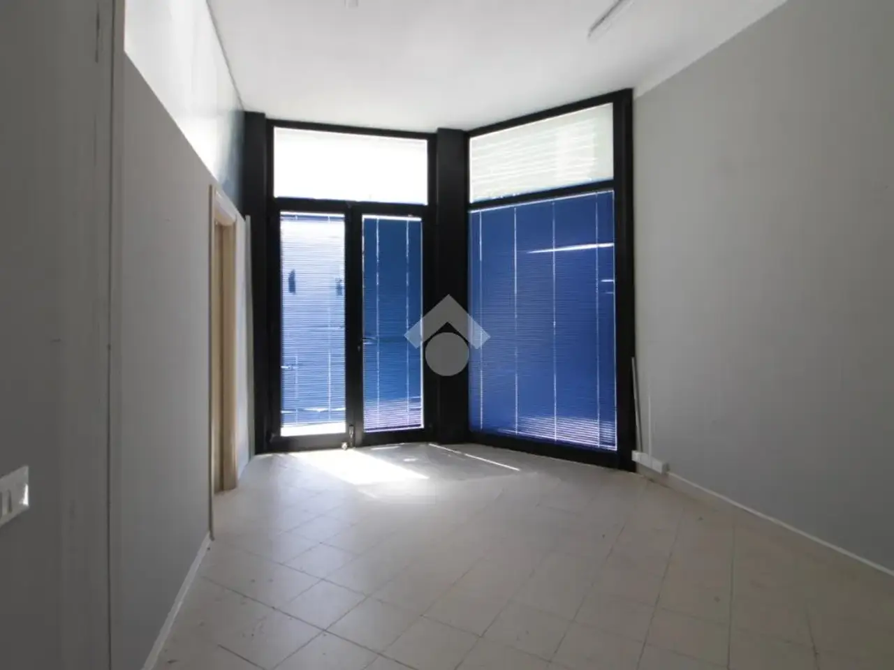 Negozio in Via Campania 17, Cascina, {3} - Foto 2