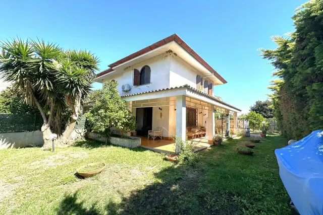 Villa in Via delle Vigne, Formia - Foto 1