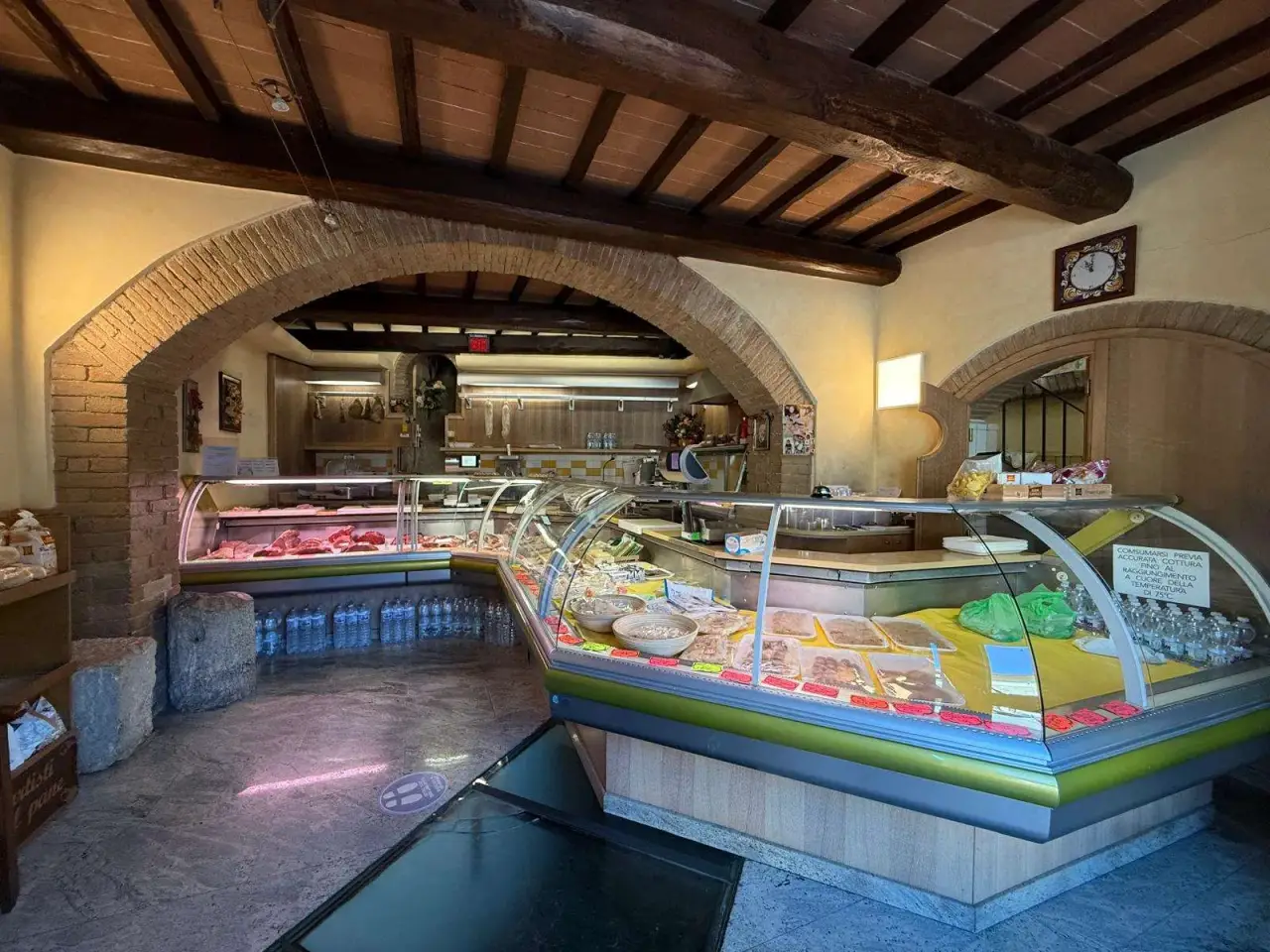 Negozio in Piazza Garibaldi 16, Bevagna, {3} - Foto 2