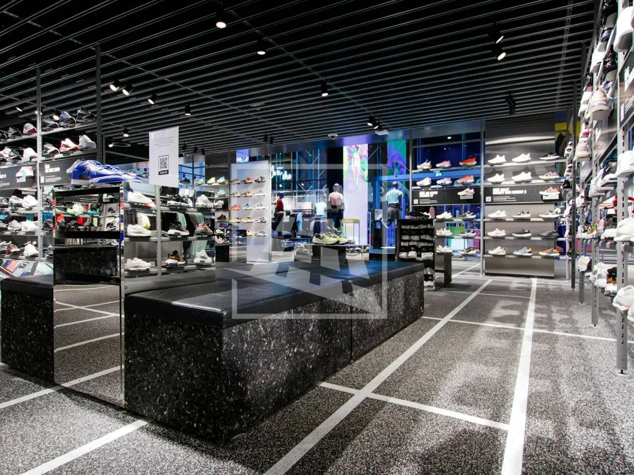 Negozio in Via Monte Ventasso 5, Reggio Emilia, {3} - Foto 1