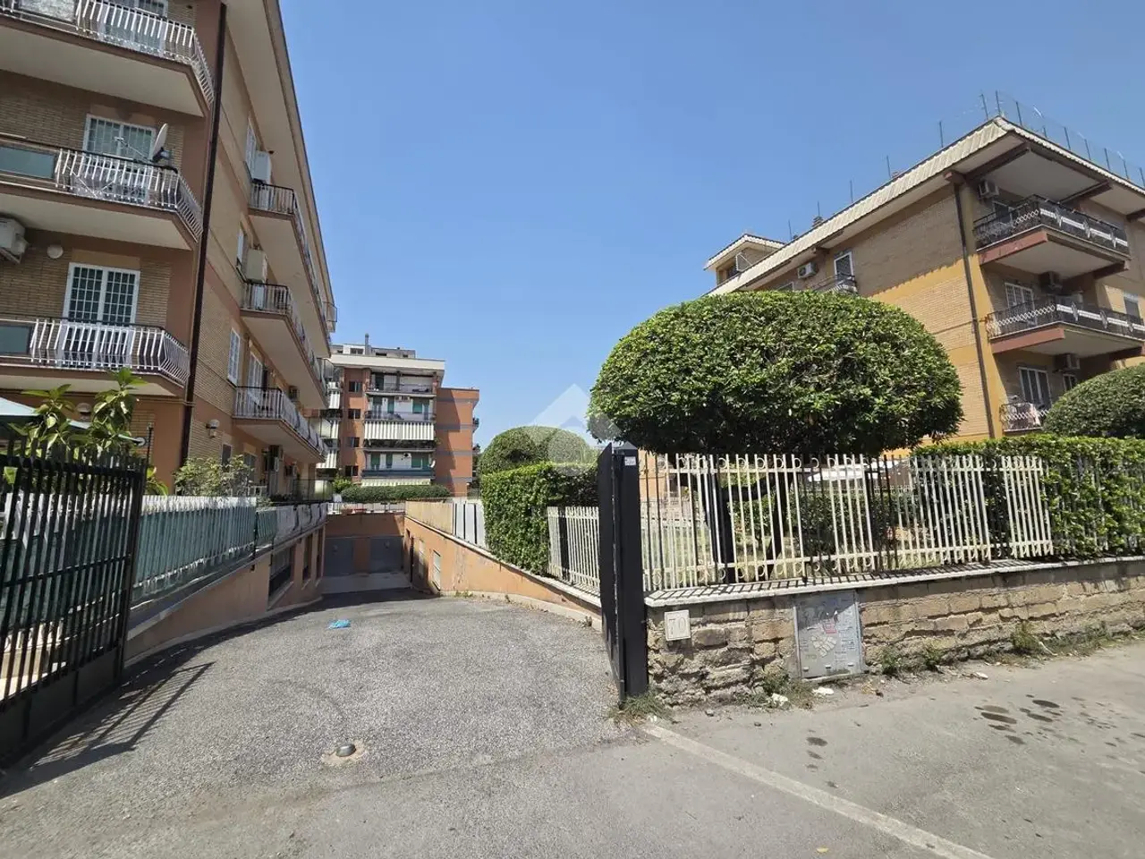 Negozio in Via Pietro Piffetti 70, Roma, {3} - Foto 2