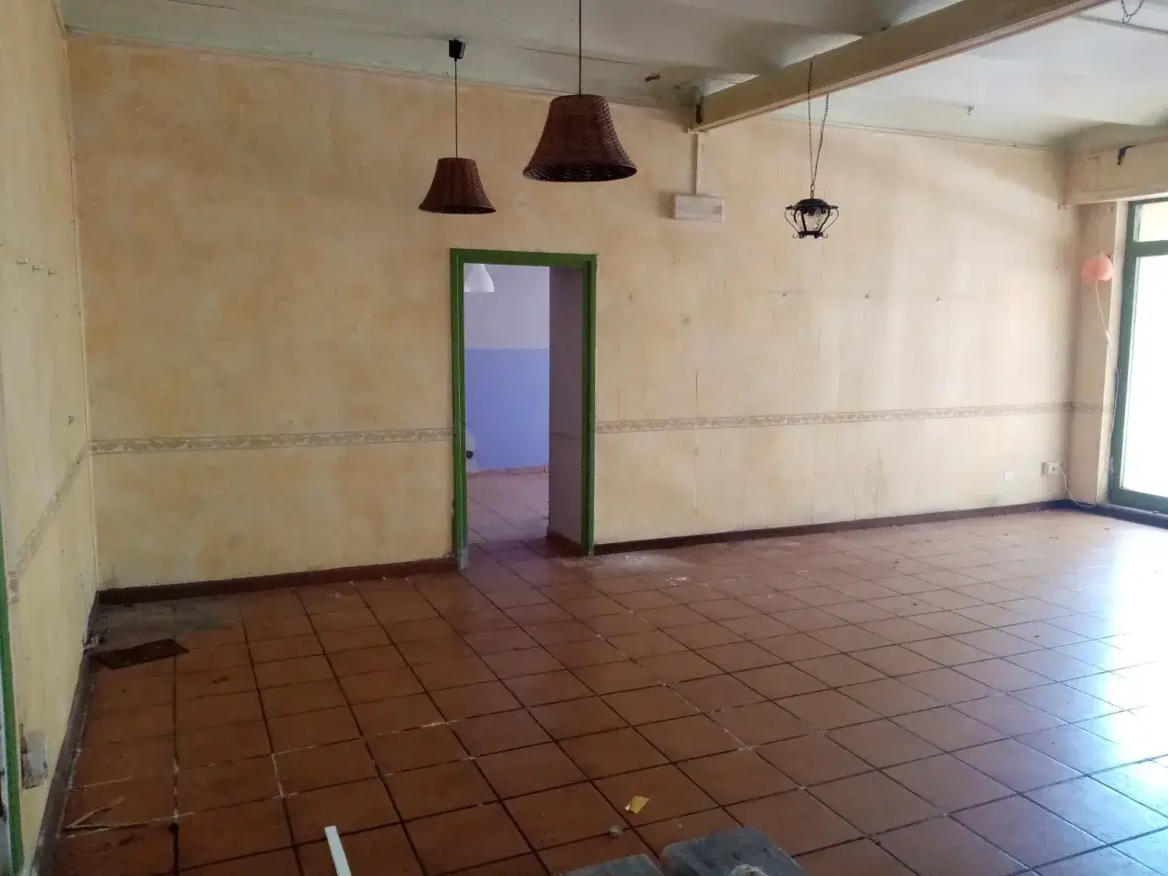 Negozio in Piazza Resistenza 10, Terni, {3} - Foto 2