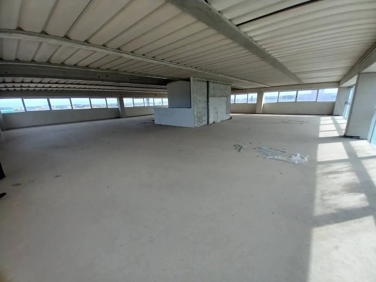Esercizio commerciale in Via Europa 45, Ponsacco, {3} - Foto 2