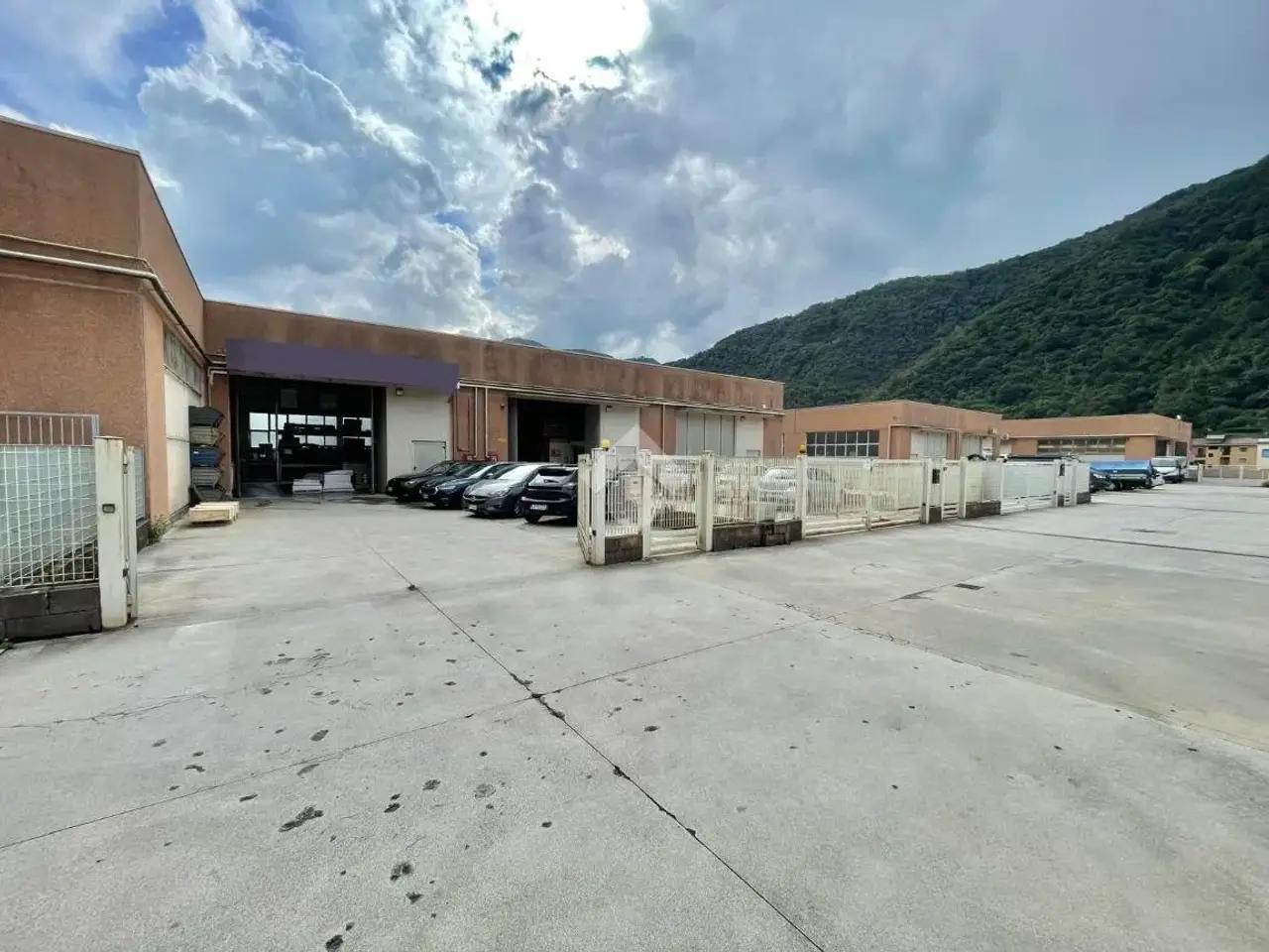 Capannone in Via Matteotti 311, Gardone Val Trompia, {3} - Foto 1