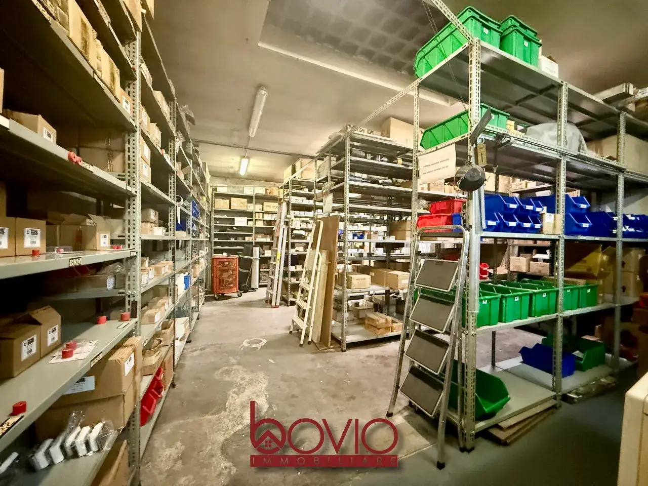 Magazzino in Strada Settimo 154, Torino, {3} - Foto 1