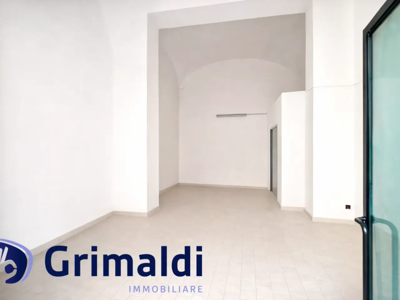 Palazzina commerciale in Via Giuseppe Martucci 77, Napoli, {3} - Foto 2