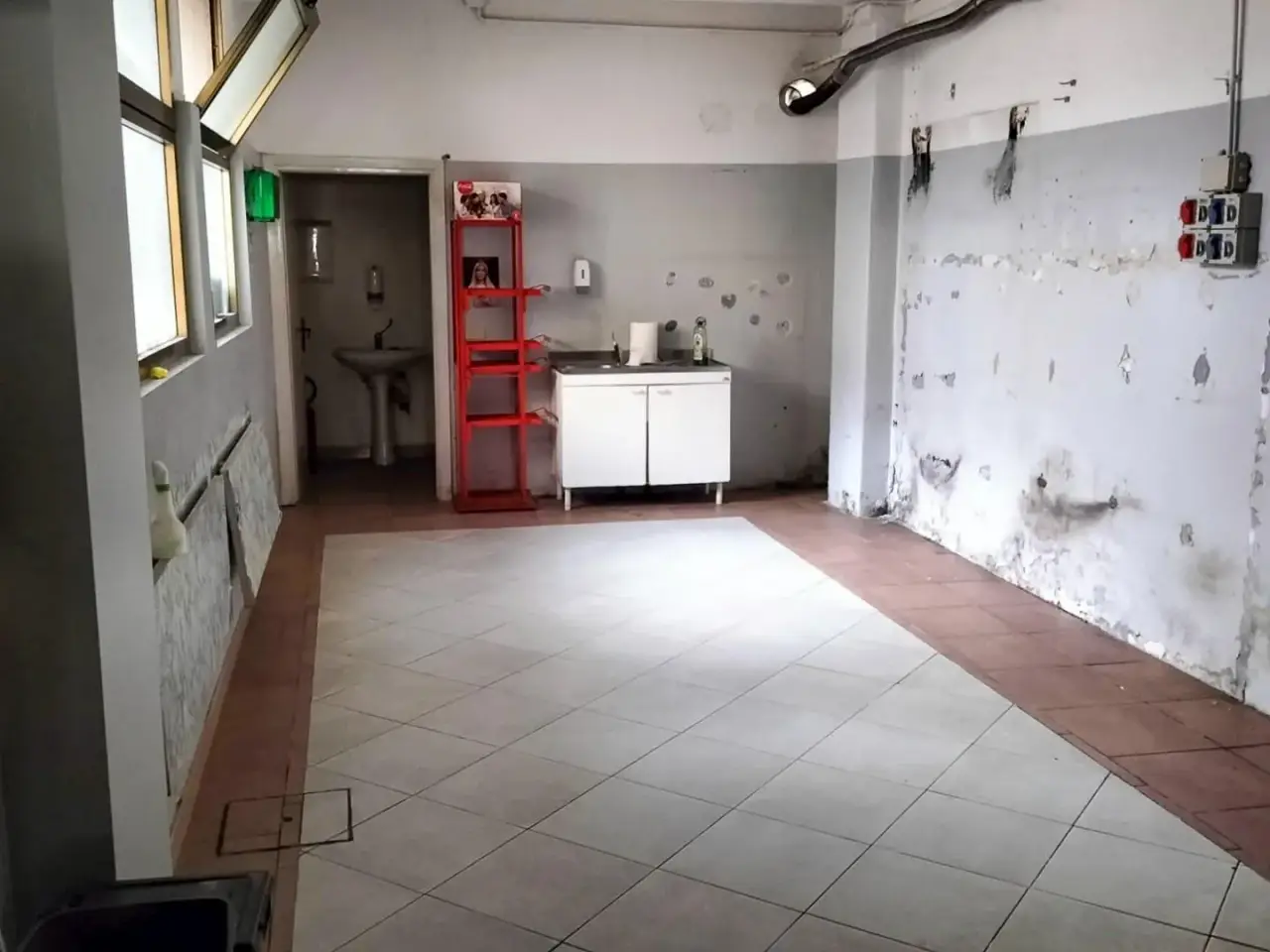 Locale commerciale in , Montopoli In Val D'Arno, {3} - Foto 2