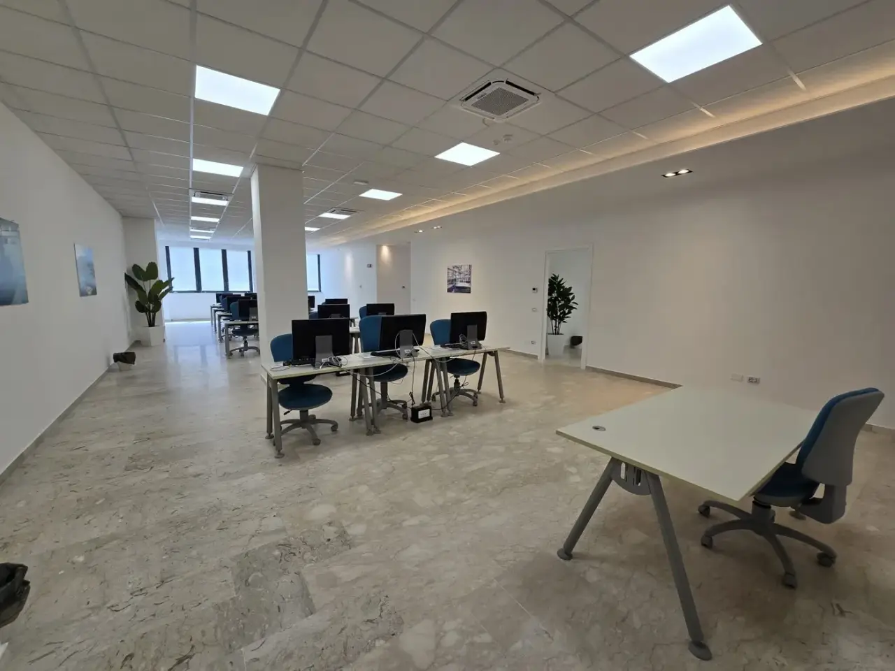 Ufficio in Via Lincoln 21, Palermo, {3} - Foto 2