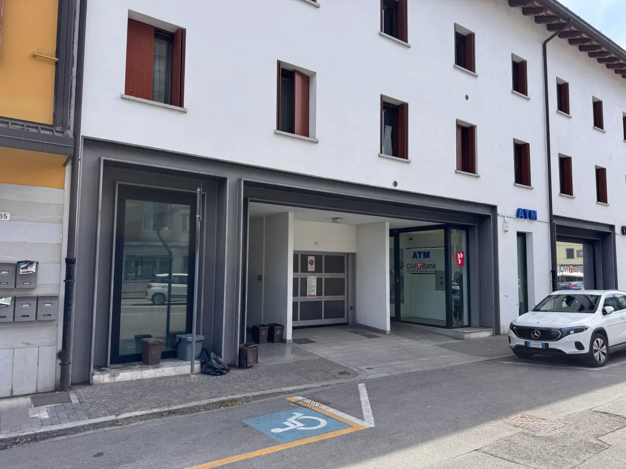 Negozio in , Udine, {3} - Foto 2