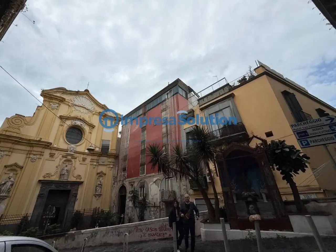 Negozio in Salita San Nicola da Tolentino, Napoli, {3} - Foto 2