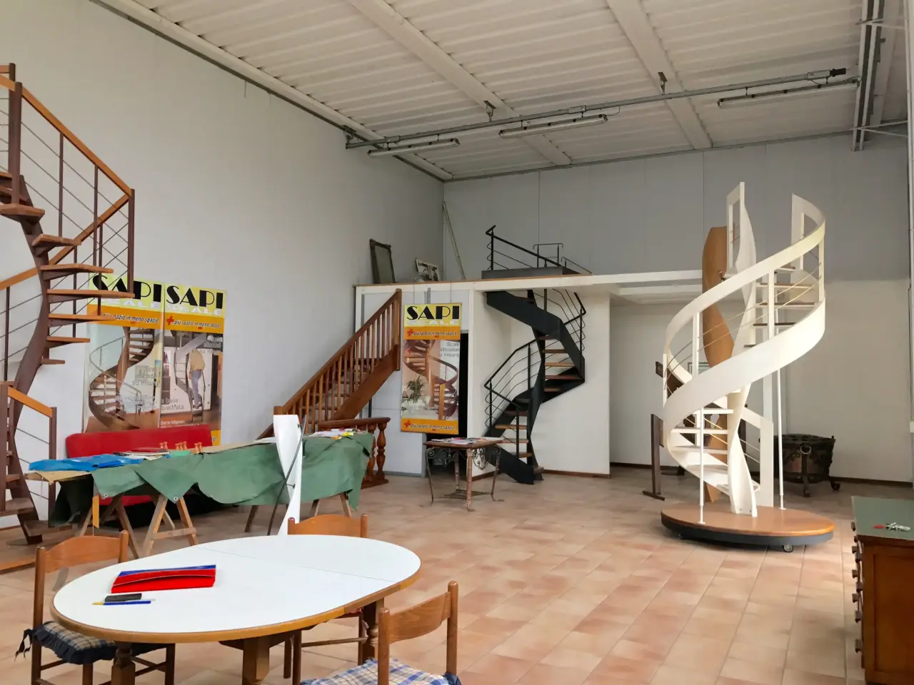 Capannone in , Isola Rizza, {3} - Foto 2