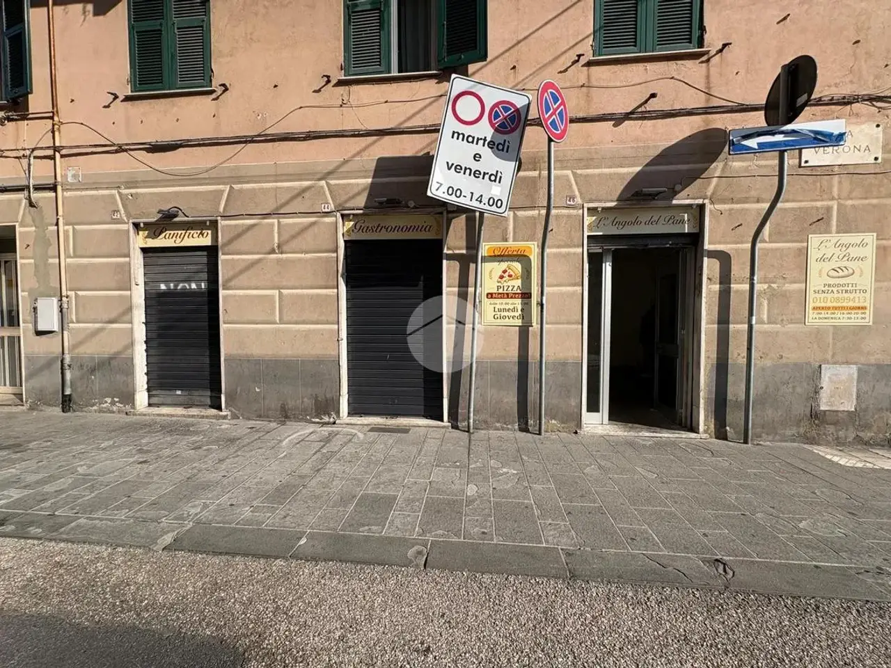 Negozio in Via Verona 42, Genova, {3} - Foto 2