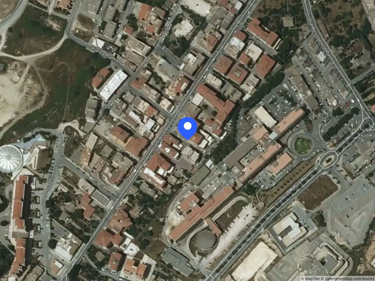 Negozio in Via Sacro Cuore, 105/B, 97015 Modica Rg, Italia 105, Modica, {3} - Foto 2