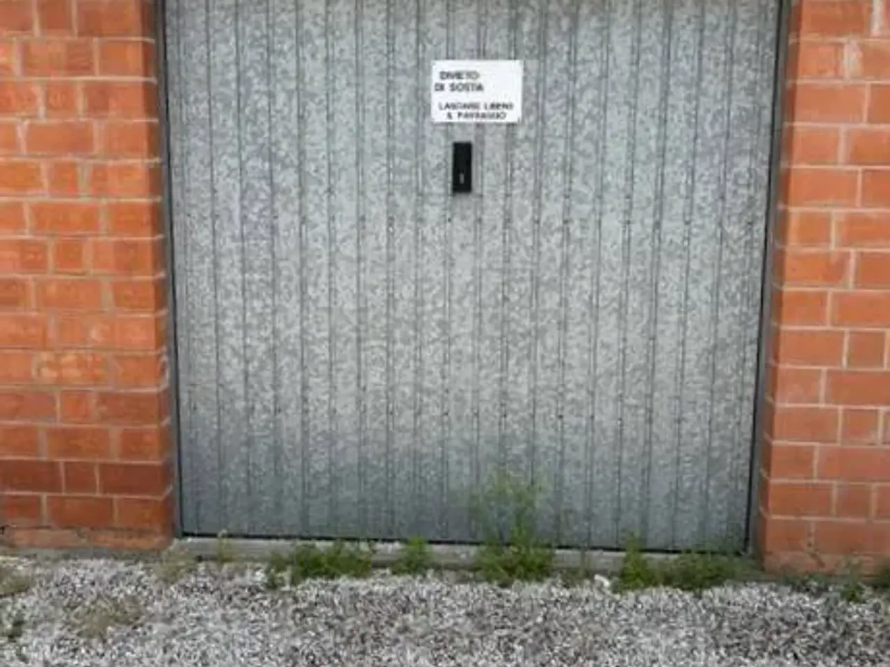 Parcheggio chiuso in Via Foro Boario 44, Ferrara, {3} - Foto 1