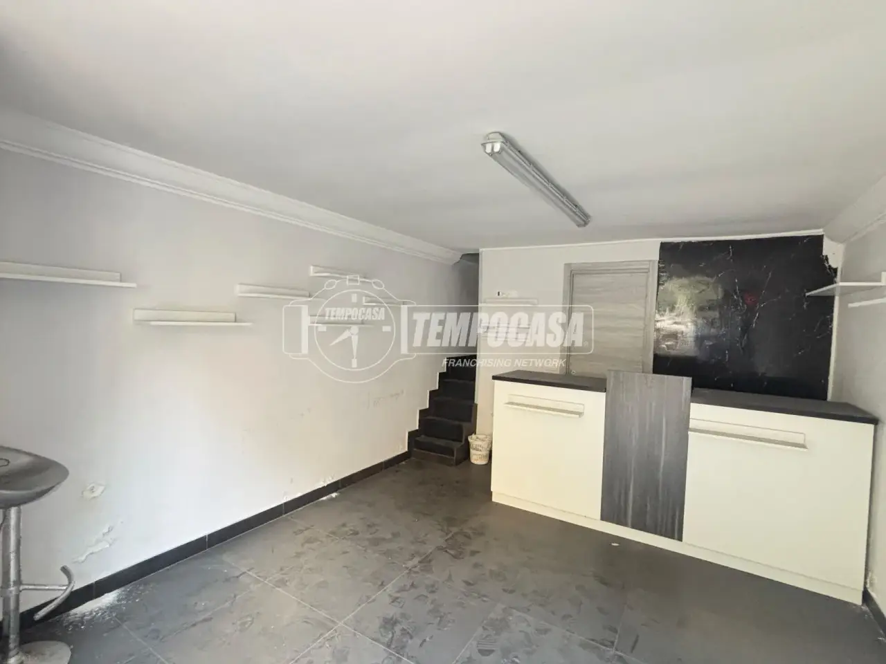 Negozio in Via Arenaccia 171, Napoli, {3} - Foto 2