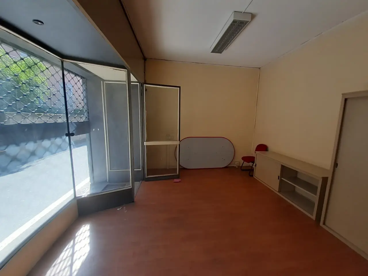 Palazzina commerciale in Via a. Sciesa 28, Mornago, {3} - Foto 1
