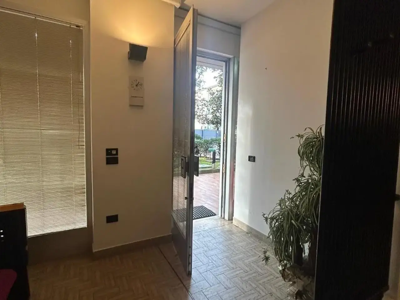Ufficio in Alessandro Manzoni, Empoli, {3} - Foto 1